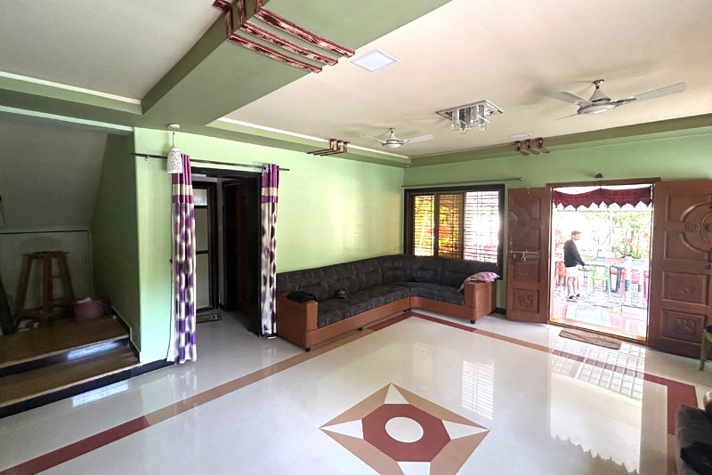 Paras Villa - Living Area